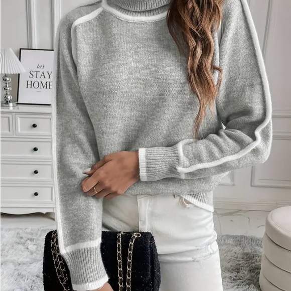 Luxurious Ultra Soft Contrast Trim Sweater - Picture 4 of 4